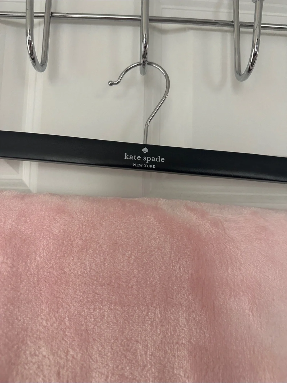 NWT kate spade Chalk Pink Plush Throw blanket